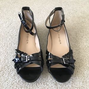 Marc Fisher flats 6.5